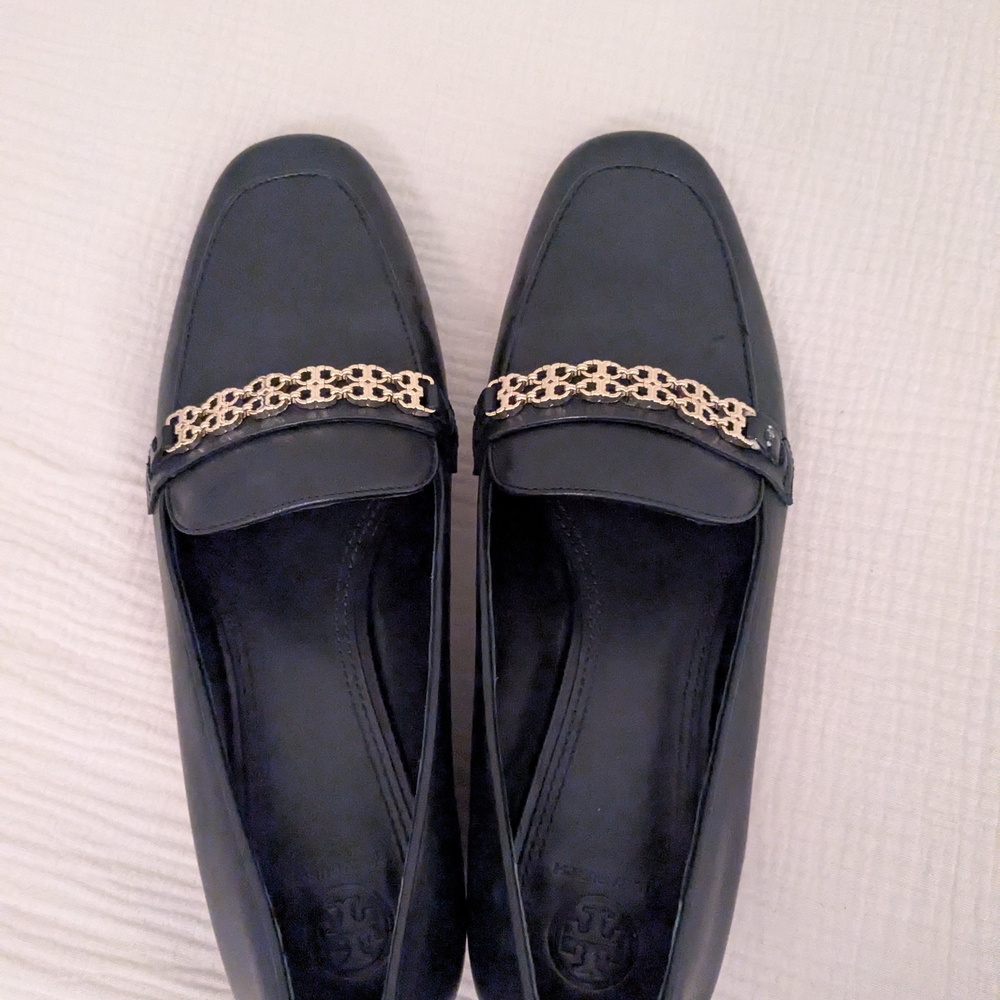 Tory Burch Gemini Elegant Black Loafers with Gold Accent Size 10.5 - Picture 5 of 6